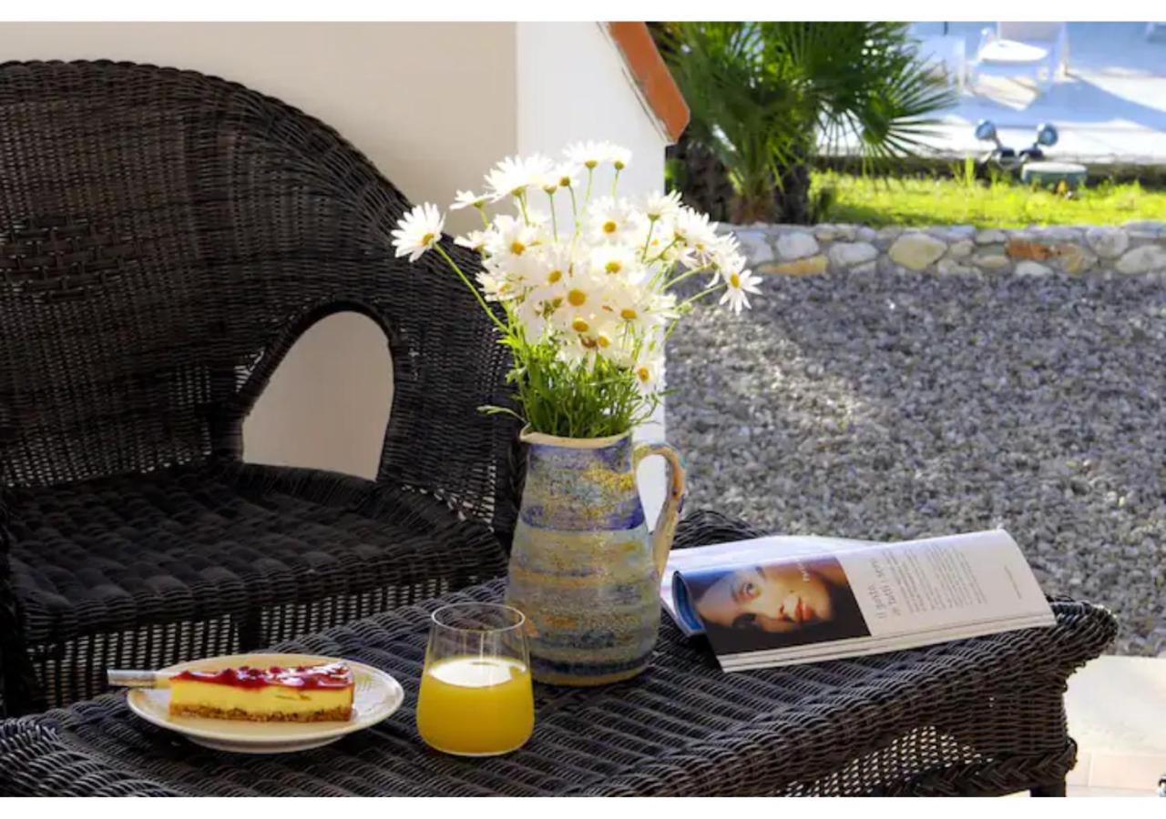 Poggio Di Luna B&B Relais 佩斯基奇 外观 照片